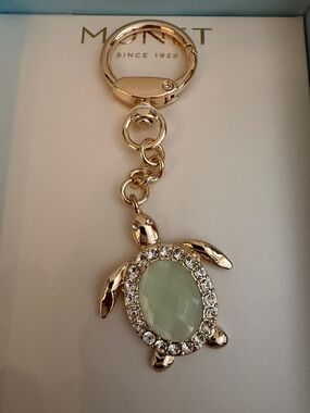 Monet Turtle Keychain with Pale Green Center